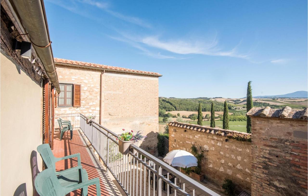 Gorgeous Home In Montalcino With Kitchen Ngoại thất bức ảnh