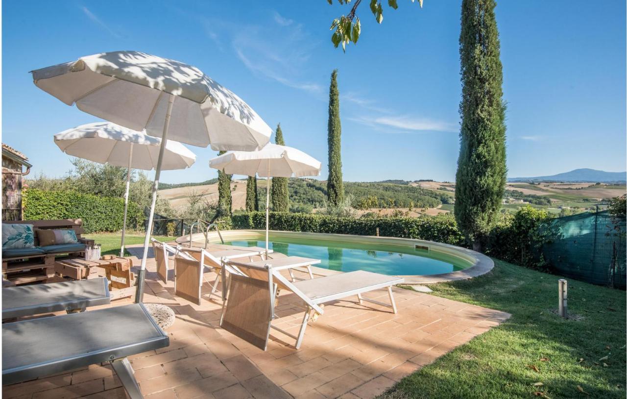 Gorgeous Home In Montalcino With Kitchen Ngoại thất bức ảnh
