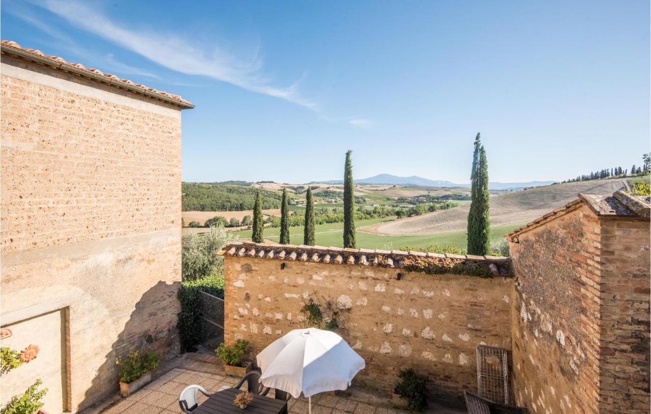 Gorgeous Home In Montalcino With Kitchen Ngoại thất bức ảnh