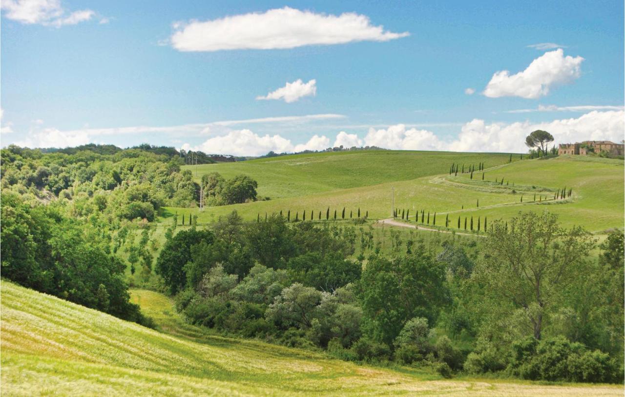 Gorgeous Home In Montalcino With Kitchen Ngoại thất bức ảnh